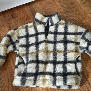 4-5 Zara pullover - never worn, only washed.